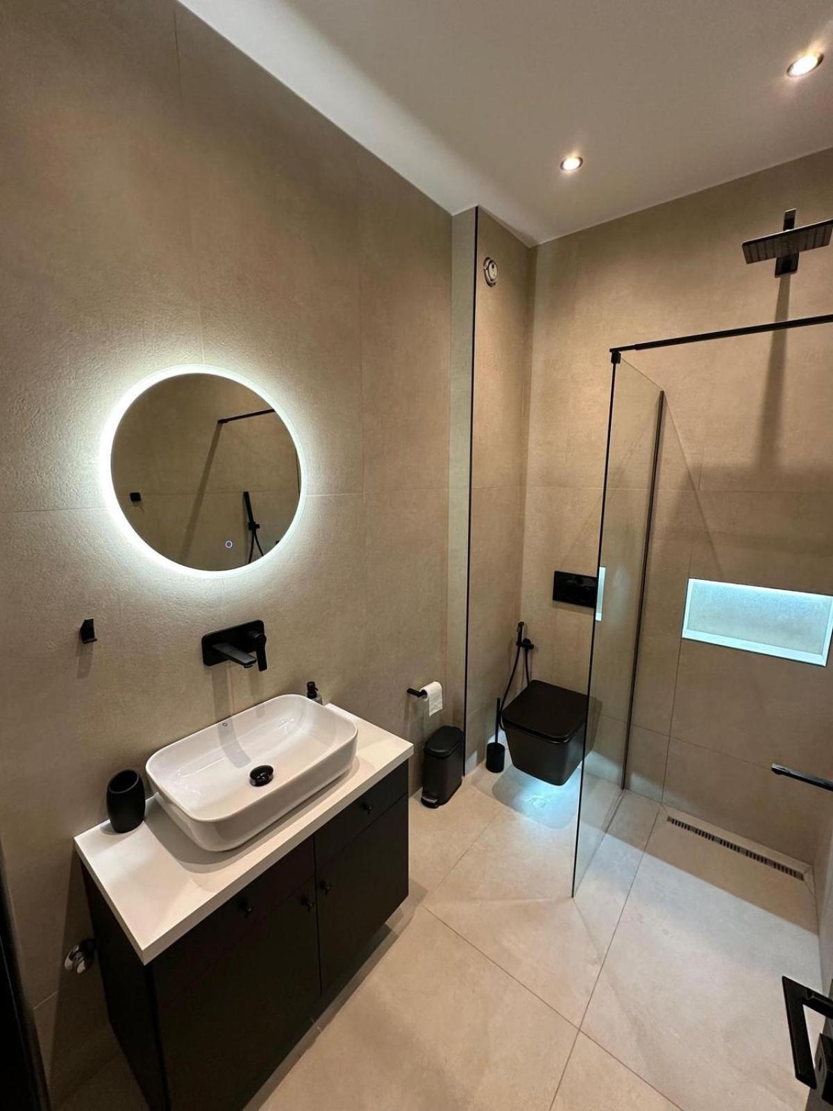 Leilighet Luxurious Coastal Sarandë